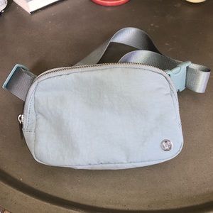 Lululemon Everywhere Belt Bag